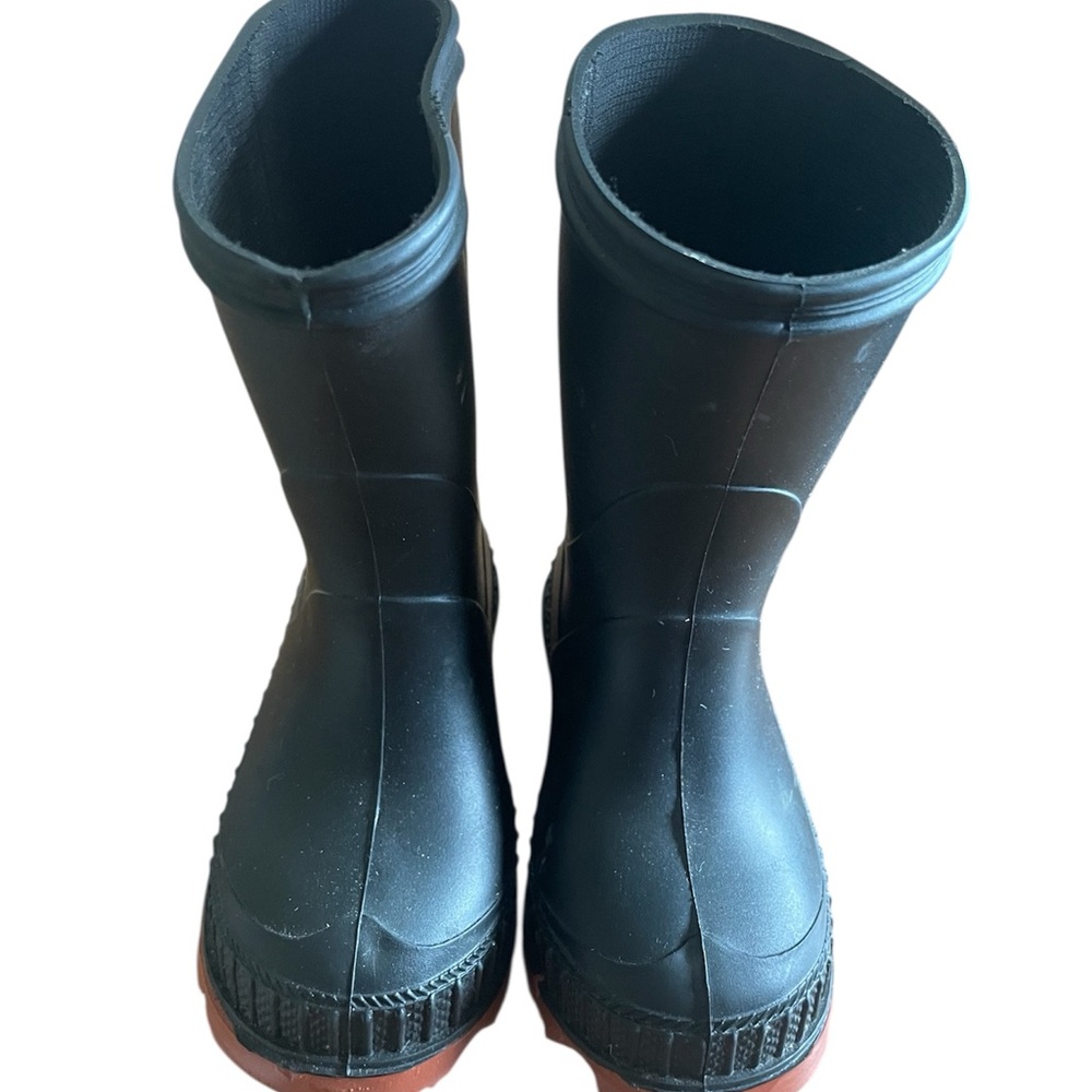 Rain boots